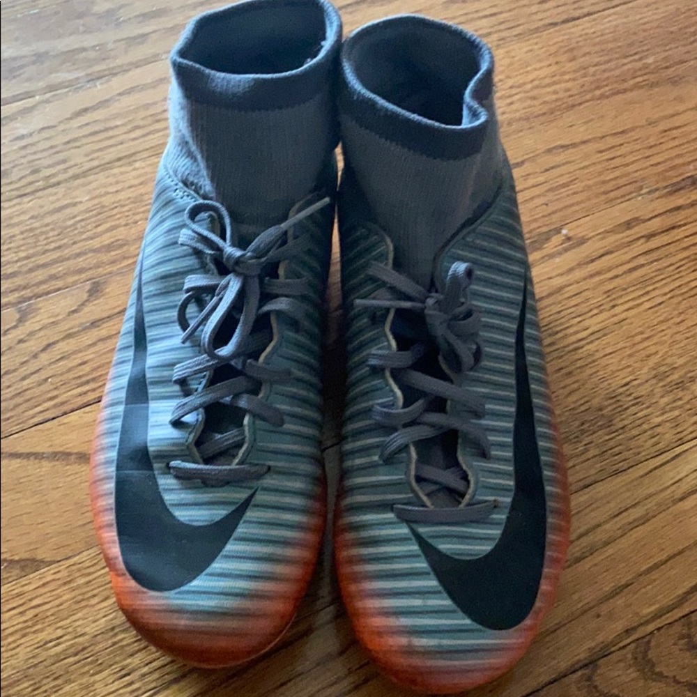 Cr7 soccer cleats